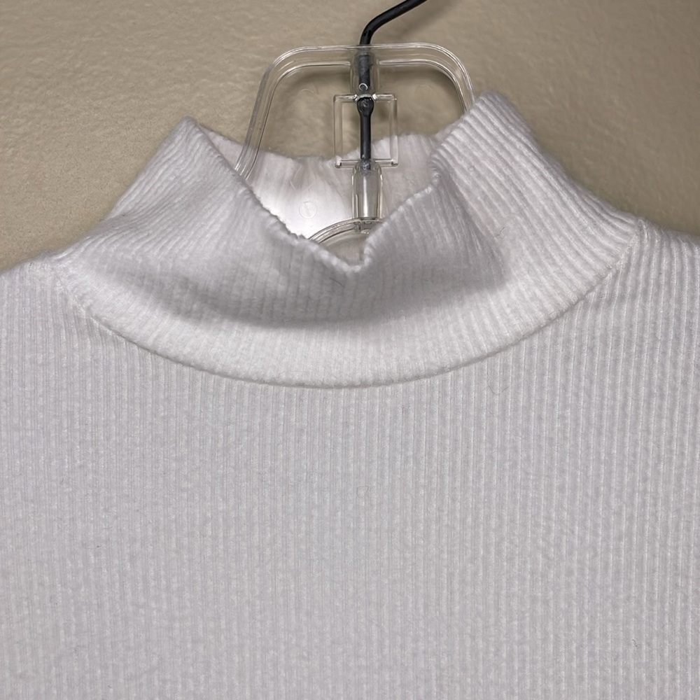PENELOPE ROSE Top Cream Soft Ribbed Mock Neck Double Ruffle Shoulder Accent Sm - Picture 4 of 10